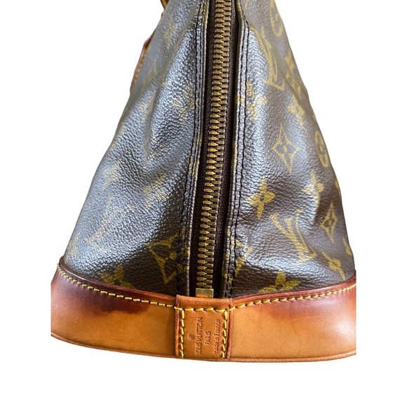 Louis Vuitton Monogram Alma PM - Picture 4 of 9